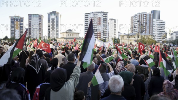 Gaziantep, Türkiye – October 11, 2025: Thousands of Turkish citizens take part in a large