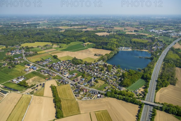 Aerial view, Wolfssee, motorway A3, Vehlingen, Isselburg, Lower Rhine, North Rhine-Westphalia,