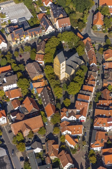 Aerial view, town centre, St. Johannis Kirche, Virtual Museum of the City of Halle Westphalia,