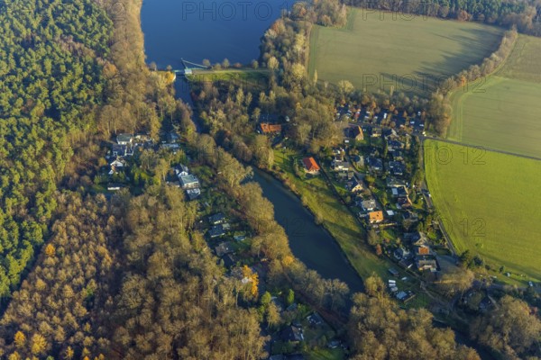 SIEDLUNG OVERRATH 16.12.2020 Village centre on the banks of the Stever - river course in Siedlung