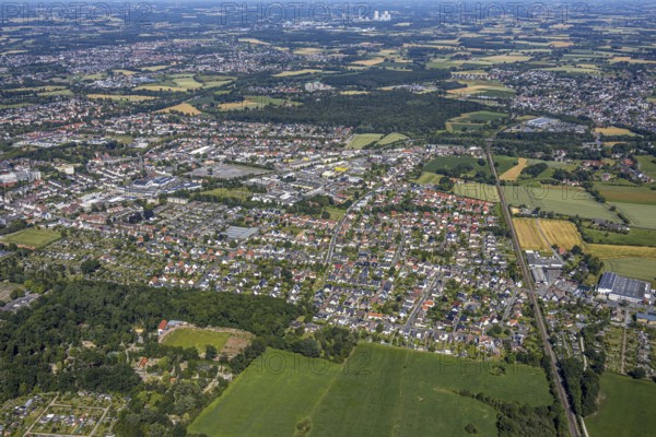 Aerial view, view over Hamm-Süden, residential area at Hellweg, railway line to Soest, Hamm, Ruhr