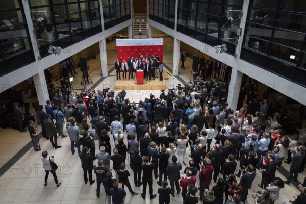 DEU Germany Germany Berlin SPD press conference and photo opportunity after the lost state election