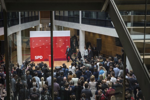 DEU Germany Germany Berlin SPD press conference and photo opportunity after the lost state election