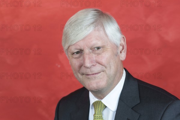 DEU Germany Germany Berlin The CEO of RWE Rolf Martin Schmitz during a visit to Focus magazine at