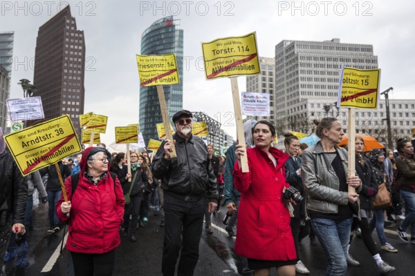 DEU Germany Germany Berlin More than 13, 000 people demonstrated in Berlin city centre on Saturday