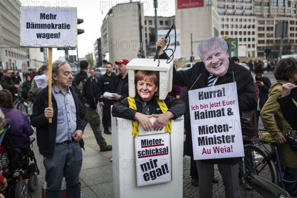 DEU Germany Germany Berlin More than 13, 000 people demonstrated in Berlin city centre on Saturday