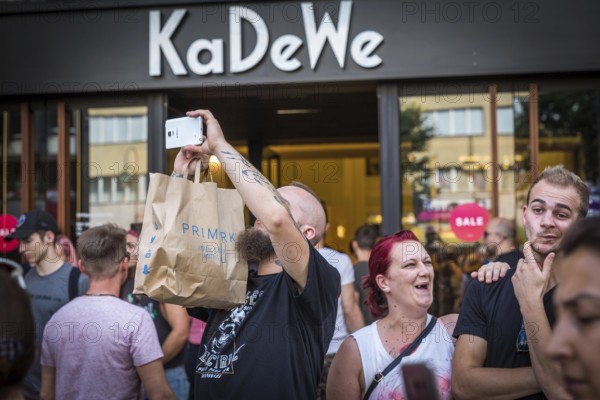 DEU Germany Germany Berlin Scenes of the Christopher Street Day CSD on a hot Saturday . At the