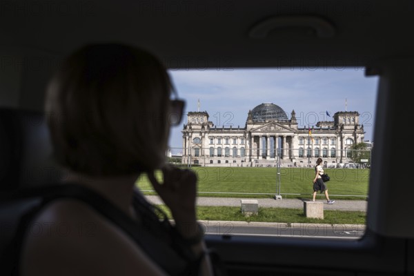 DEU Germany Germany Berlin City tour to the sights of the capital. View of the Reichstag from the