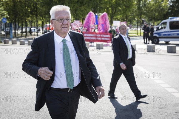 DEU Germany Germany Berlin The Minister President of Baden-Württemberg, the Green Party's Winfried