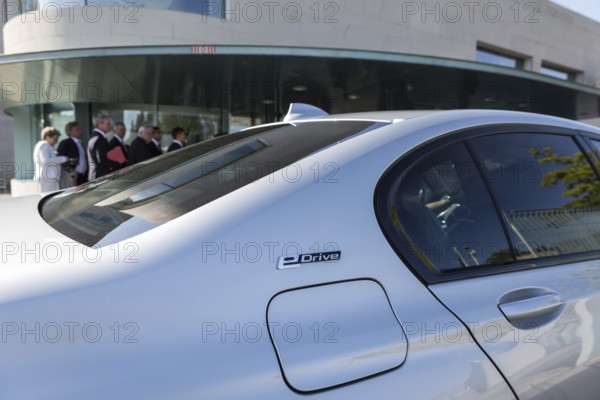 DEU Germany Germany Berlin Employees of the automotive industry on their way to the diesel summit