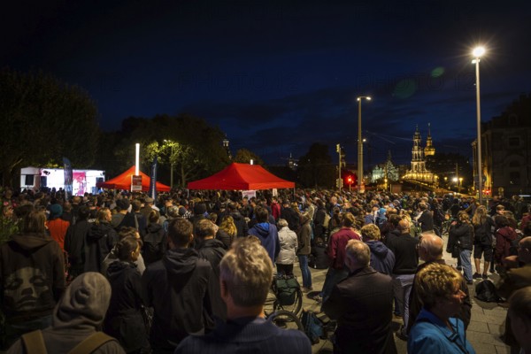 DEU Germany Germany Dresden Election campaign event of the Left Party with Gregor Gysi in the