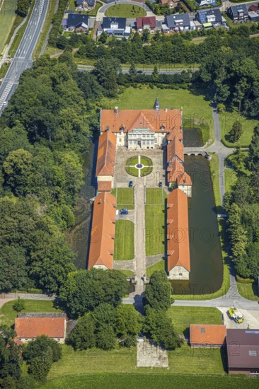 Aerial view, Havixbeck Castle, moated castle, Havixbeck, Münsterland, North Rhine-Westphalia,
