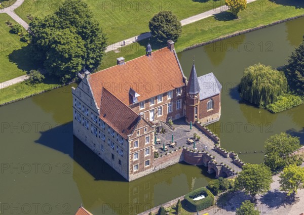Aerial view, Burg Hülshoff, Museum in honour of the poet Annette von Droste-Hülshoff, Havixbeck,