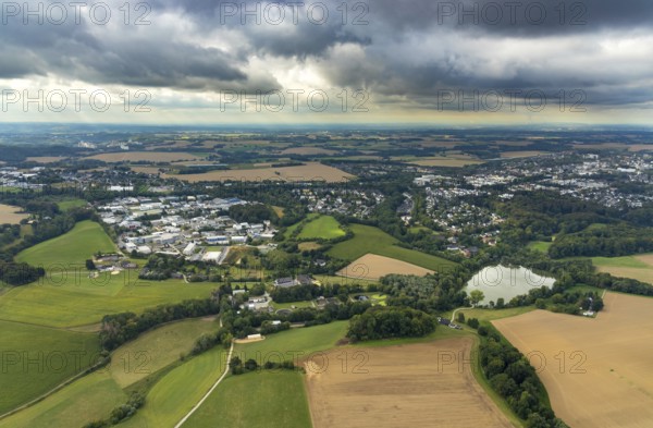 Aerial view, industrial estate Hetterscheidt-Nord, Dieselstraße, Abtskücher Teich, chapel St.
