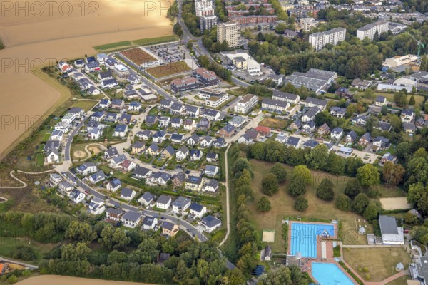 Aerial view, Höseler Straße commercial area, Rügenstraße, residential area Inselsiedlung,