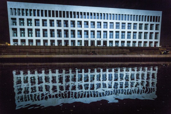 DEU Germany Germany Berlin Light projections and art installations to mark the 30th anniversary of