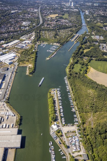 Aerial view, lock Herne-Ost, industrial estate Friedrich der Große, boats at the jetty, mooring