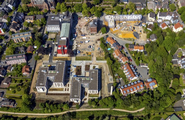 Aerial view, Bildungszentrum Ruhr, Widumer Quartier residential area, church, Kath. Kirchengemeinde