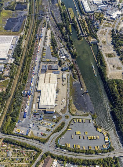 Aerial view, commercial area Am Westhafen, CTH Container Terminal Herne GmbH, Müller - Die lila