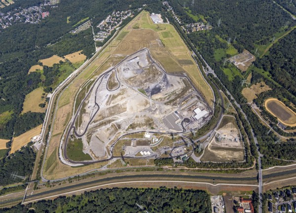 Aerial view, central landfill Emscherbruch ZDE, former Graf Bismarck colliery, AGR,