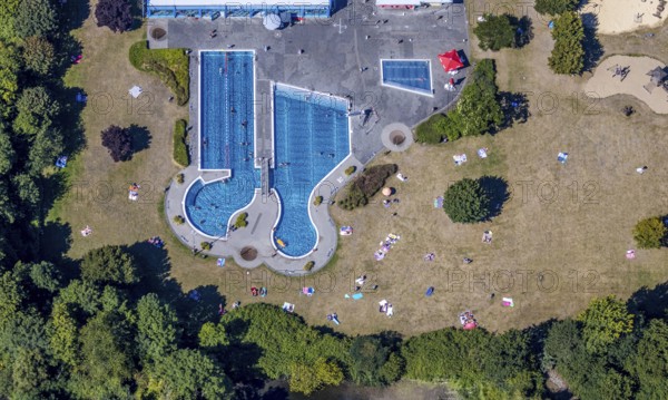 Aerial view, swimming pool south pool, Herne, Ruhr area, North Rhine-Westphalia, Germany, distance