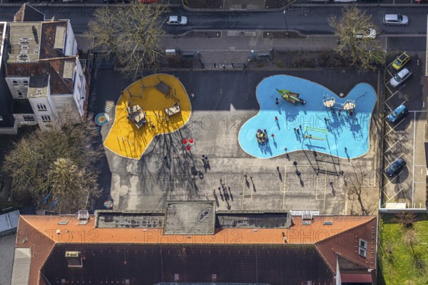 Aerial view, remodelled primary school Kunterbunt with newly designed schoolyard, former
