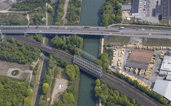 Motorway bridge A43 over the Rhine-Herne Canal will be closed for trucks, Emscher, A43 motorway,