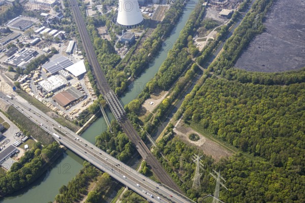 Motorway bridge A43 over the Rhine-Herne Canal is closed for trucks, Emscher, A43 motorway,