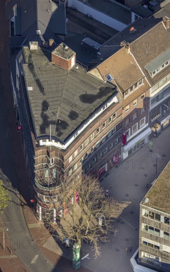Aerial view, listed office building and commercial building with round balcony, at Westentor,