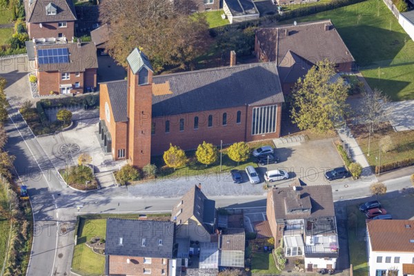 Aerial view, Catholic Church of the Holy Family, Rhynern, Hamm, Ruhr area, North Rhine-Westphalia,