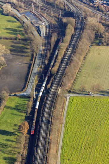 Aerial view, railway tracks, railway line, railway tracks at Rathenaustraße, Wiescherhöfen, Hamm,