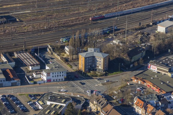 Aerial view, railway subway Kleine Alleestraße, dilapidated high-rise building on Kleine