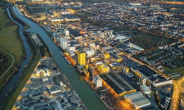 Aerial view, Hammer harbour, Datteln-Hamm canal. River Lippe, Brökelmann + Co, Ölmühle und
