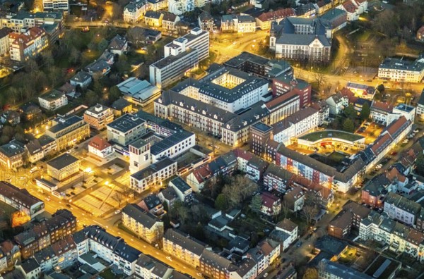 Aerial photo, Volksbank Hamm, Hamm head office, Gothestraße, Hohe Straße, Hamm prison, police