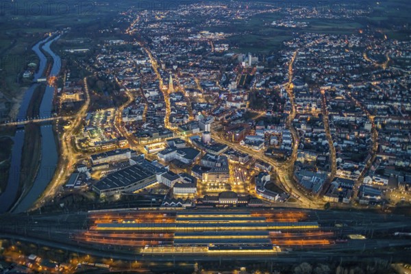 Aerial view, night view of Hamm main station, Bahbofsvorplatz, Hamm library, Platz der Deutschen