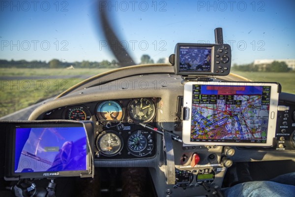 Aerial photo, motorised touring glider Hoffmann Dimona H36, cockpit, instruments, Hamm, Ruhr area,