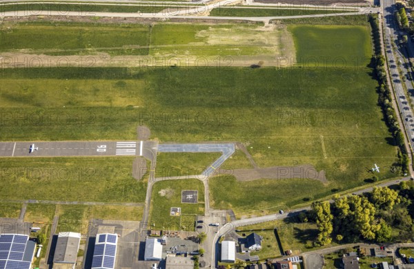 Aerial photo, Hamm-Lippewiesen airfield EDLH, runway markings, Lippe reconstruction, Lippe river,
