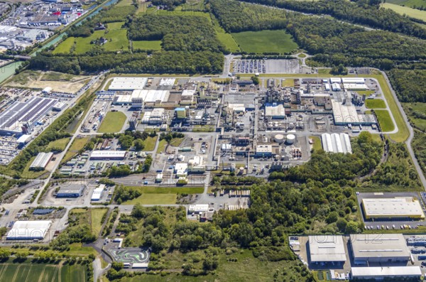 Aerial view, Uentrop DuPont plant, overview of the Dupont chemical plant, plastics plant,