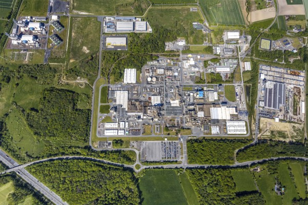 Aerial view, Uentrop DuPont plant, overview of the Dupont chemical plant, plastics plant,