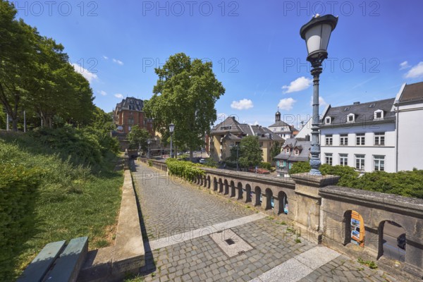Staircase to Windmühlenstraße, city center, footpath made of paving stones, sandstone wall,