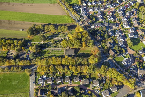 Aerial view, Haverwiese and Kirchspiel Straße, residential area district of Pelcum with meadows and