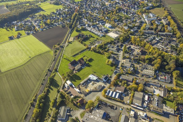 Aerial view, courtyard in a meadow, Gerhard Schnübbe farm, Baumhofstraße, residential area of the