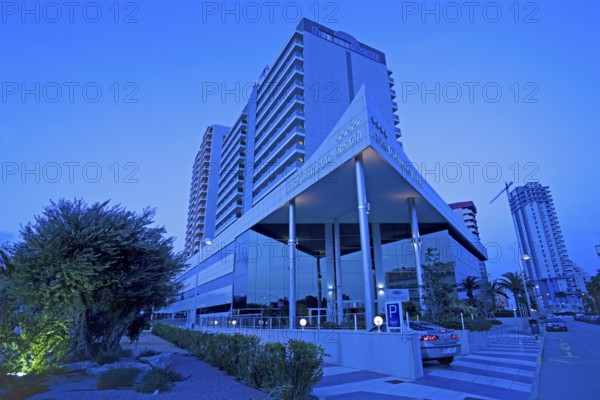 Hotel complex, Diamante Beach El Hotel AR Diamate Beach Hotel in Calpe, night view, Valencia, Costa