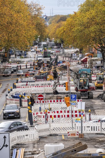 Large-scale construction site on Alleestrasse in downtown Bochum, road construction, construction