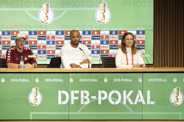 (DFL/DFB REGULATIONS PROHIBIT ANY USE OF PHOTOGRAPHS AS IMAGE SEQUENCES AND/OR QUASI-VIDEO), Rhein