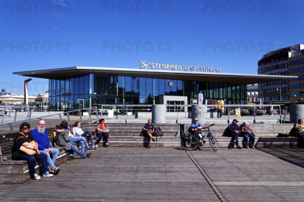 Transportation hub Stenpiren Resescentrum offering boat rides of Vasttrafik public transport across