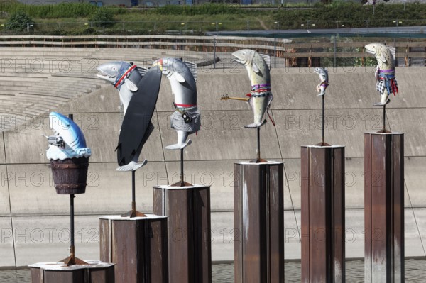 Art installation What If They Bark, fish sculptures by conceptual artist Cosima von Bonin, Urbane