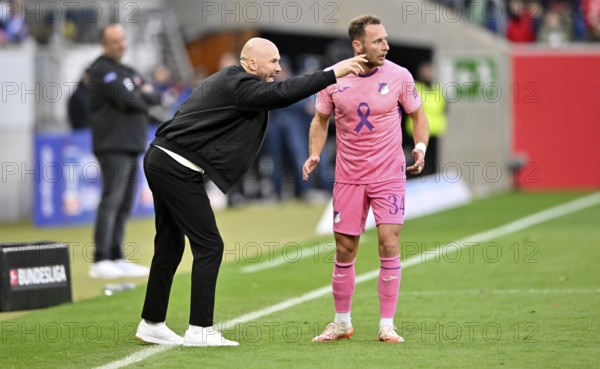 Coach coach Christian Ilzer TSG 1899 Hoffenheim on the sidelines in discussion with Vladimir Coufal
