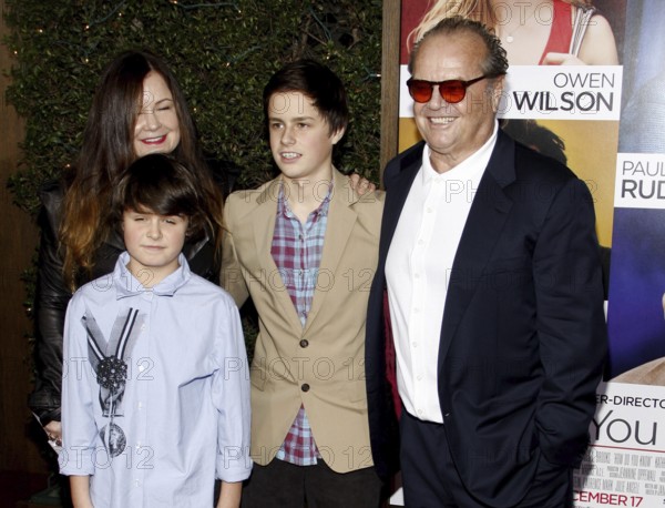 Jack Nicholson and daughter Jennifer Nicholson at the Los Angeles premiere of 'How Do You Know'