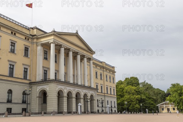 Royal Palace in Oslo with the Royal Standard of Norway hoisted at the top. The neoclassical